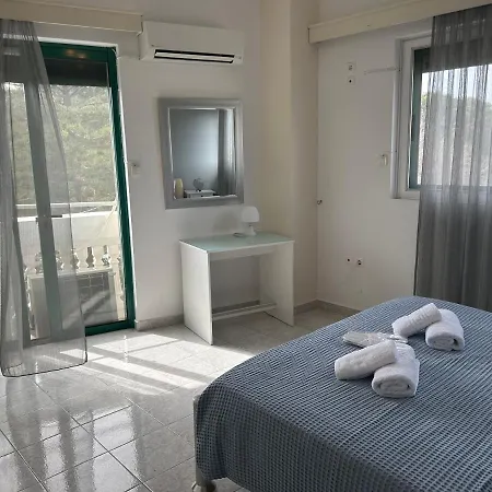 Christos - Center W/ Royal Garden View Apartment Rhodes City