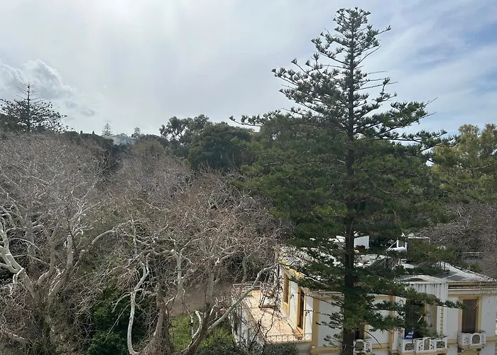 Apartament Christos - Center W/ Royal Garden View